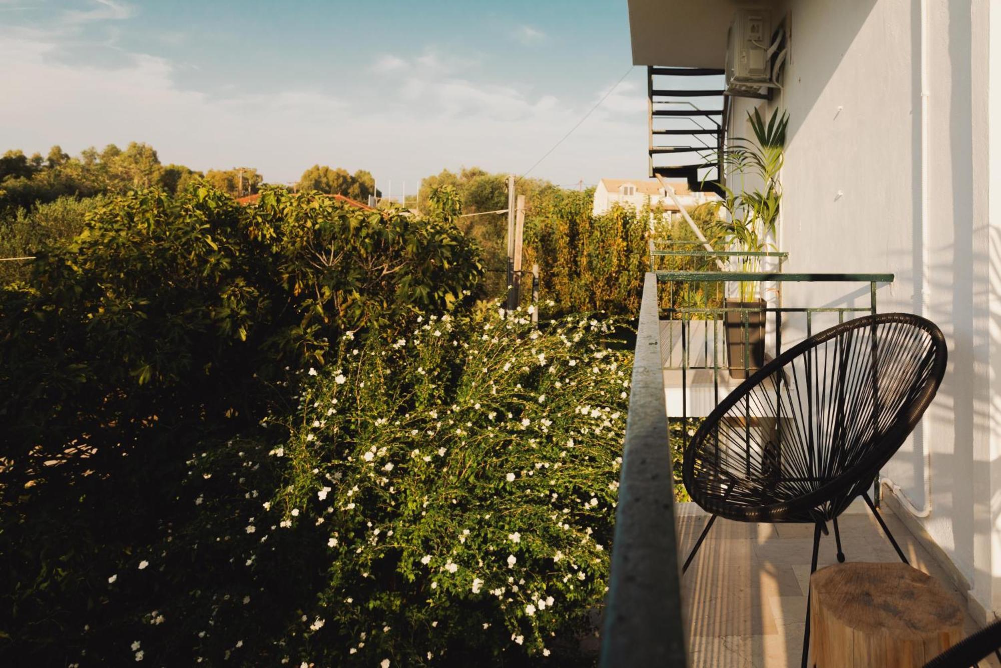 Olive Grove Suites Boutique Hotel Moraitika Exterior photo