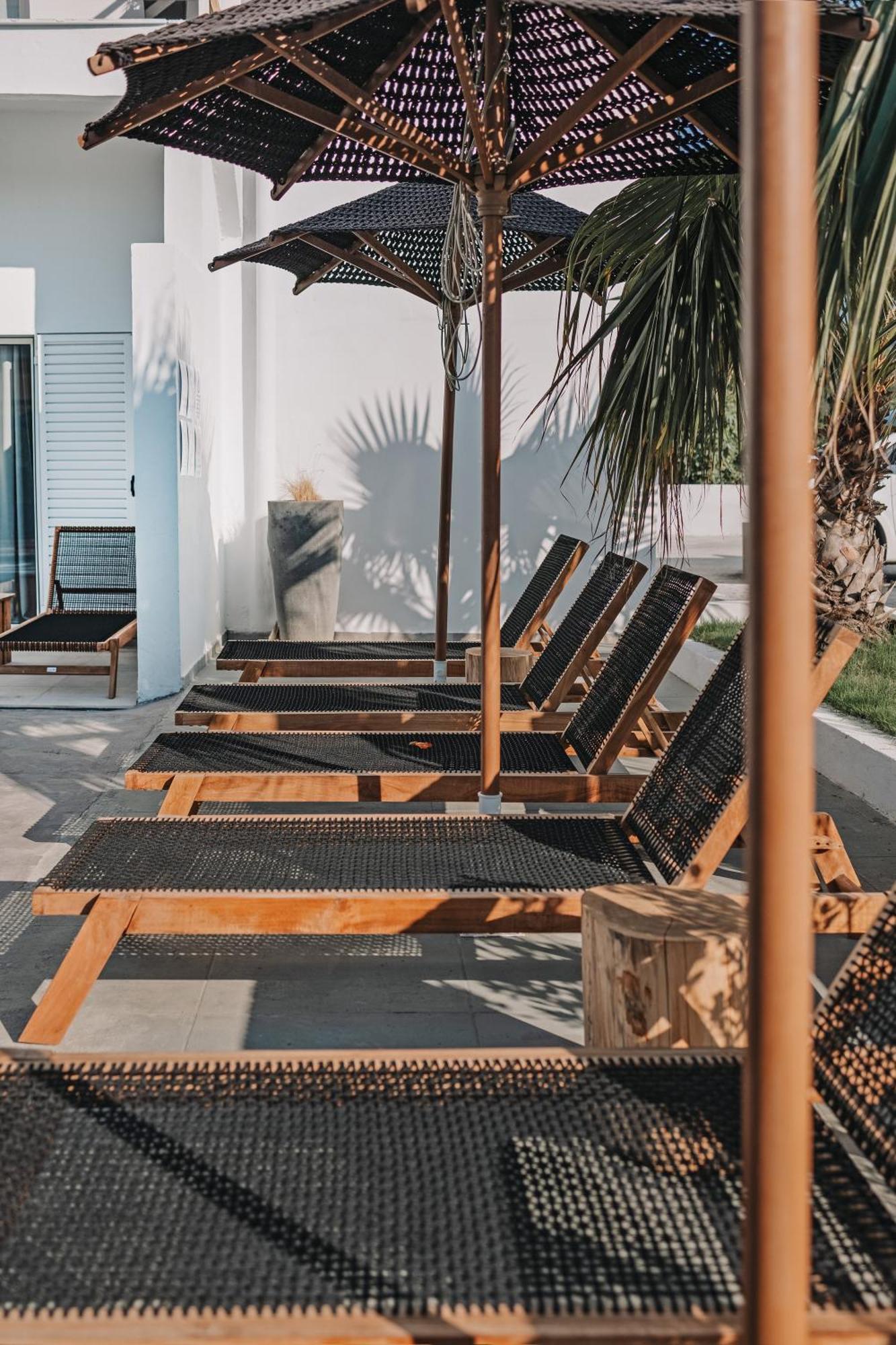 Olive Grove Suites Boutique Hotel Moraitika Exterior photo